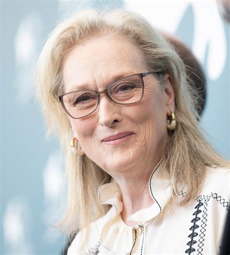 meryl streep gray hair.